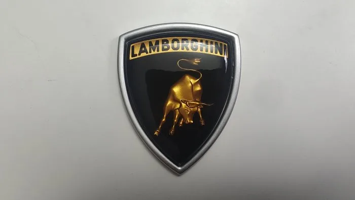 Artwork - Lamborghini - Scudetto auto
