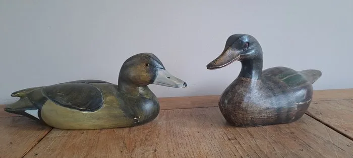 Duck decoy (2) - Wood