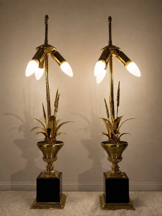 Massive - Table lamp (2) - Brass, Metal