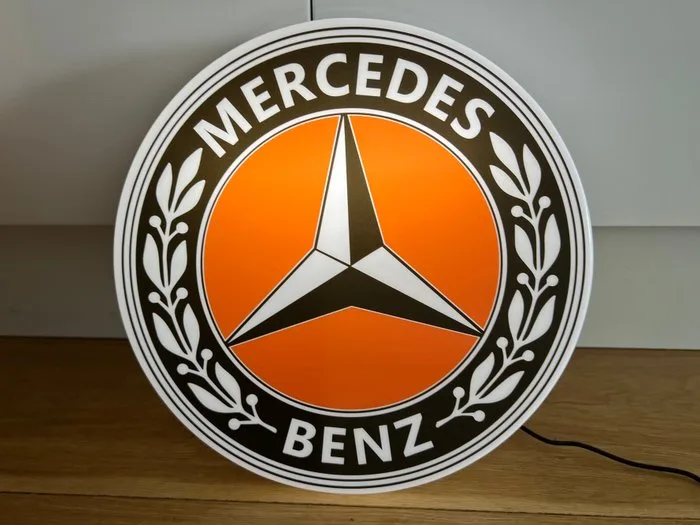 Sign - Mercedes-Benz - Illuminated Sign Lightbox