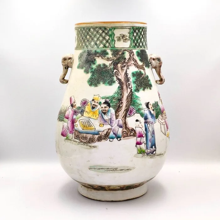 Ancient Chinese Porcelain Polychrome Playing Dignitaries Scenery Vase Dish - 375 mm