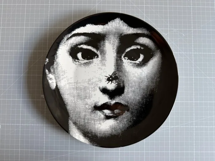 Fornasetti - Piero Fornasetti - Wall plate - Porcelain - Wall plate Theme and Variations