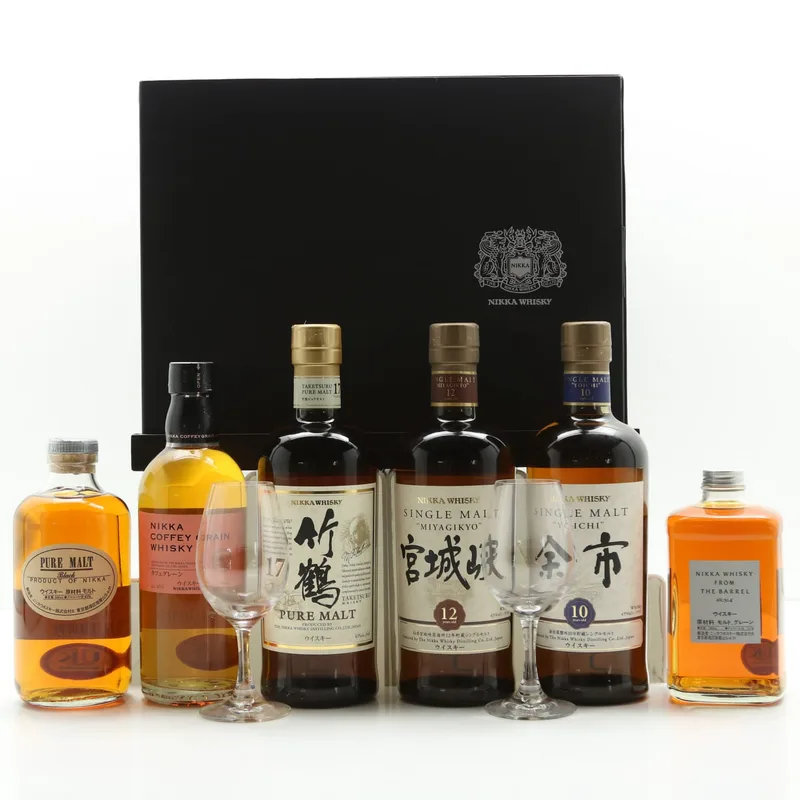 Nikka – Six Pillars Gift Box 3 x 50cl & 3 x 70cl (70cl, 43%)