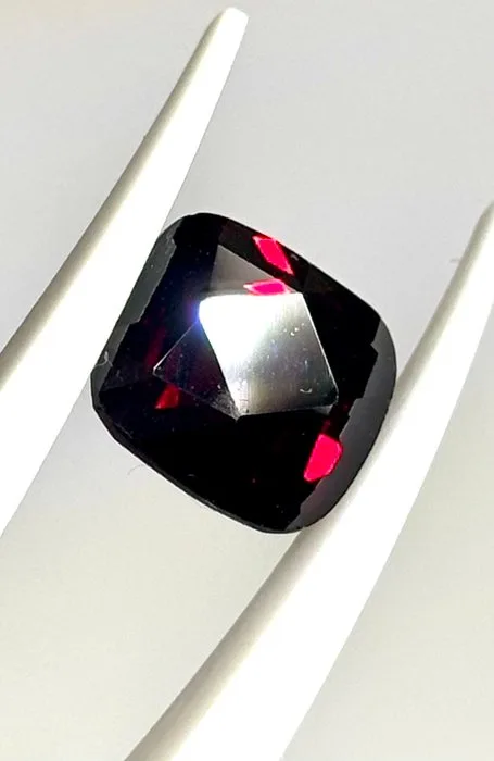 1 pcs Red, Orange Garnet - 5.64 ct - Antwerp Laboratory for Gemstone Testing (ALGT)