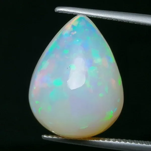 Opal - 14.68 ct - Instituto Gemólogico Español (IGE) - Intense Color Game