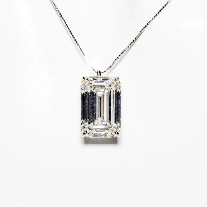 Necklace with pendant - 18 kt. White gold - 7.02ct. tw. Diamond (Lab-grown) - F color, VVS2 clarity, 2EX