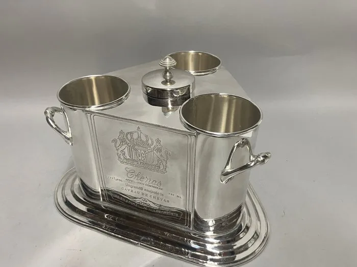 Wine cooler - for 3 bottles with compartment for ice-cubes in the middle - Silverplated