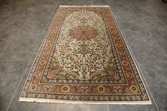 Ladik - Rug - 152 cm - 89 cm
