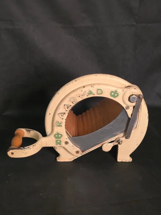 Raadvad - Ole Larsen - Bread slicer - 294 - Iron