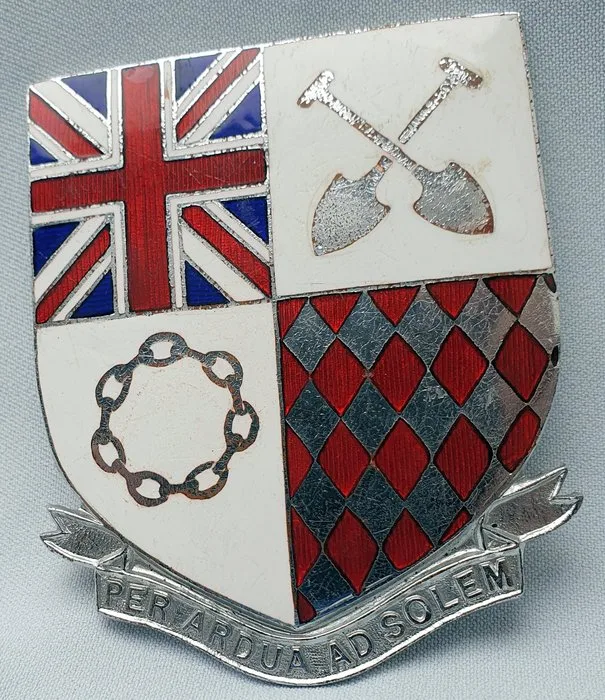 Badge - Grille Badge - Antique, Classic and Historic Automobile world Fellowship of Rotarians - United Kingdom - 20th - mid (WW II)