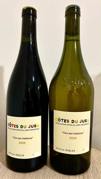 2024 Antoine Robles Clos des Vallières blanc & 2025 Clos des Vallières rouge - Côtes du Jura - 2 Bottles (0.75L)
