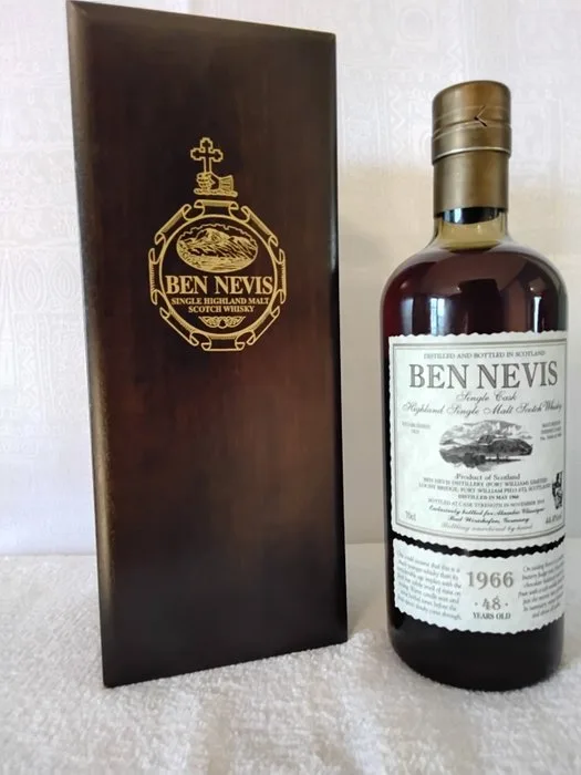 Ben Nevis 1966 48 years old Single Cask - One of 137 - b. 2014 - 70cl