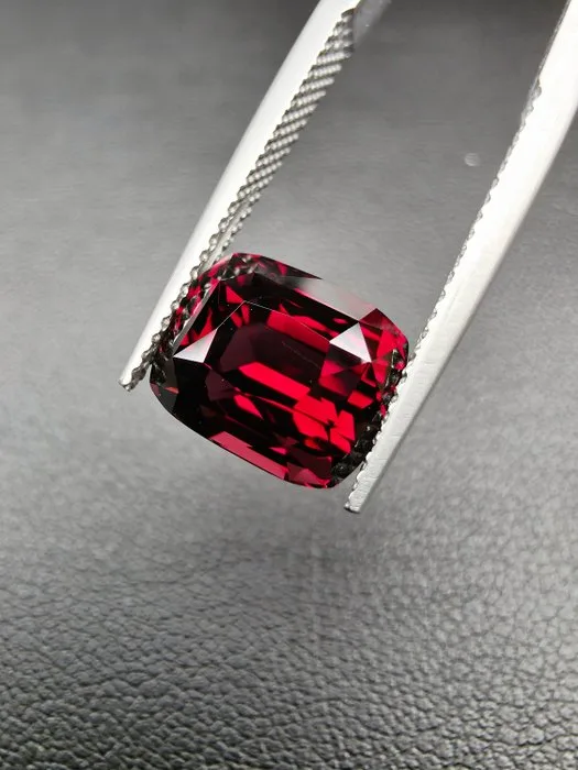 Red, Pink Spinel - 5.96 ct - Antwerp Laboratory for Gemstone Testing (ALGT)