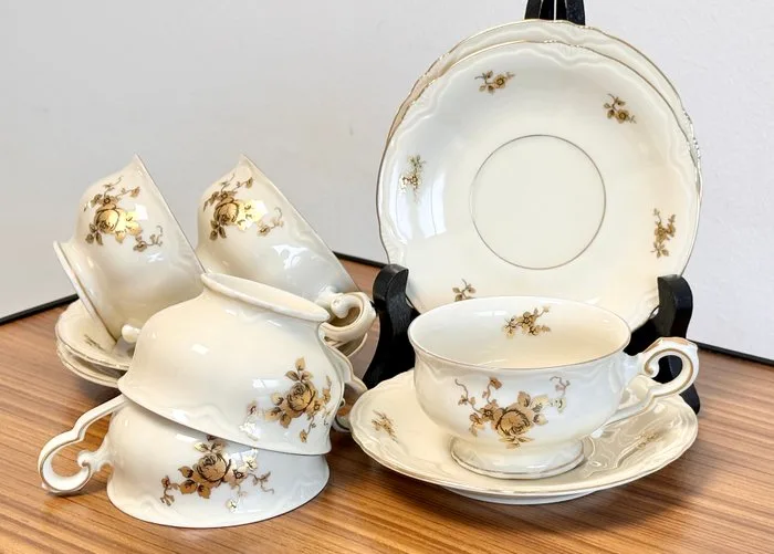 Alt Schönwald • Ivory colour porcelaine - Coffee set (5) - Golden Rose Pattern - Bone china - Exclusive Rare 1920