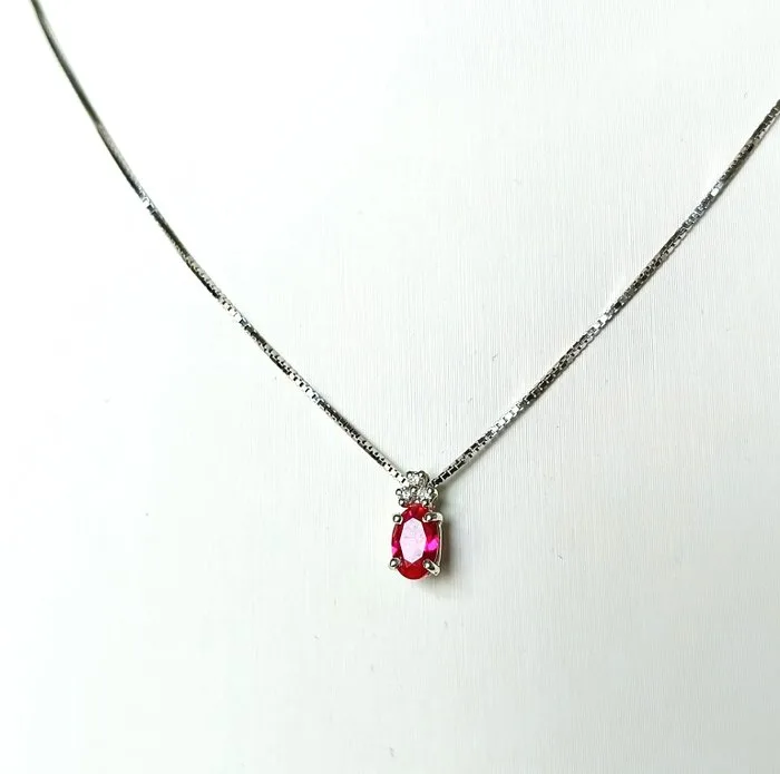 Necklace with pendant - 18 kt. White gold Ruby - Diamond