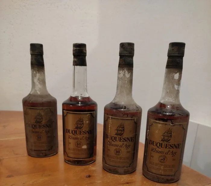 Duquesne 10 years old - Rhum d'Age - b. 1980s, 1970s - 70cl - 4 bottles