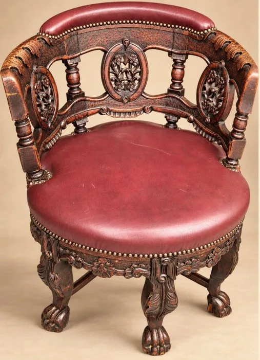 Armchair - Oak - Mayor's chair, 17th