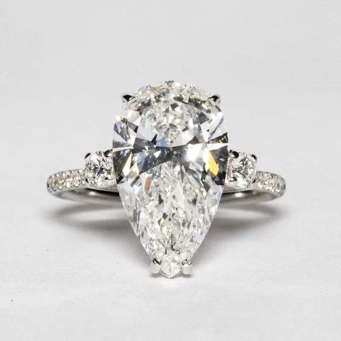 Engagement ring - 18 kt. White gold - 5.33ct. tw. Diamond (Lab-grown) - Diamond - F VS1 2EX