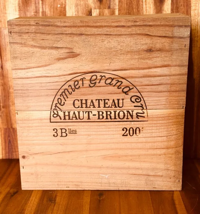 2005 Chateau Haut Brion - Pessac-Léognan 1er Grand Cru Classé - 3 Bottles (0.75L)