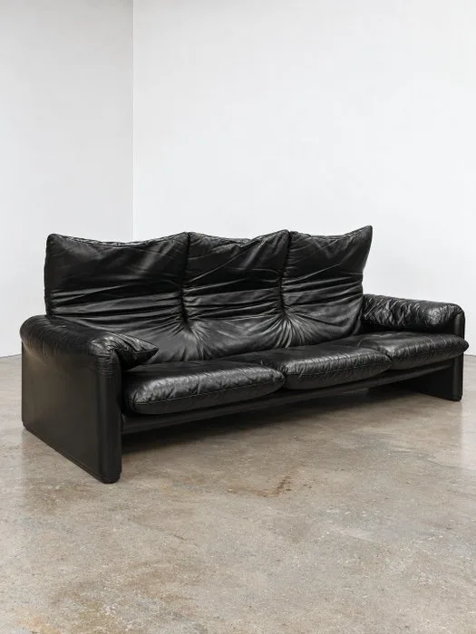 Cassina - Vico Magistretti - Sofa - Maralunga - Leather - Compasso d’Oro 1979