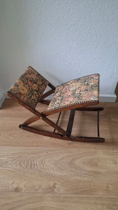 Ottoman - Oak - Foldable