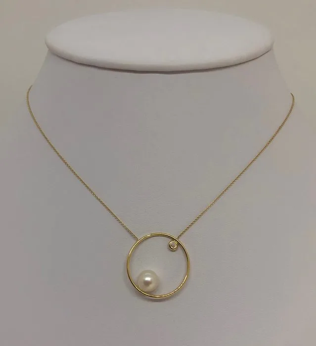 Necklace FreshWater Pearl - Yellow Gold 18K - 0.03ct. tw. Diamond (Natural)
