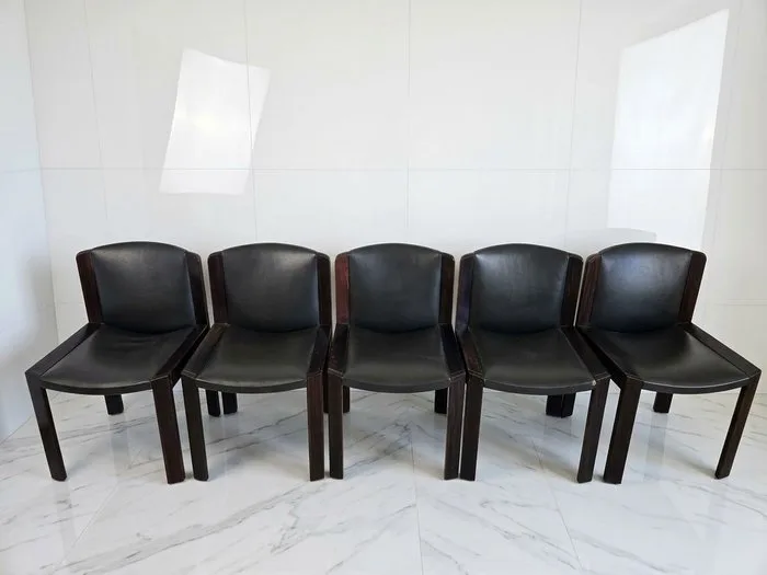 Pozzi - Joe Colombo - Seating group (5) - Model "300" - Wood, Synthetic leather - 5 Pozzi Joe Colombo chairs