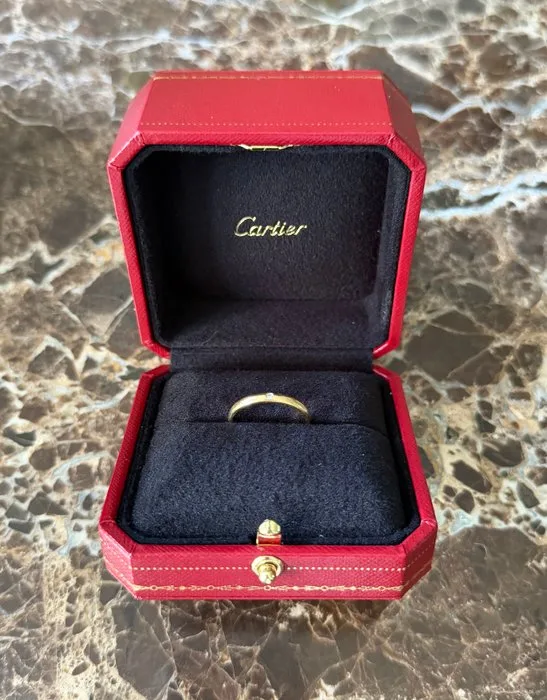 Cartier - Ring - Alliance - 18 kt. Yellow gold - 0.01ct. tw. Diamond (Natural) - Cartier 1895 Wedding Band