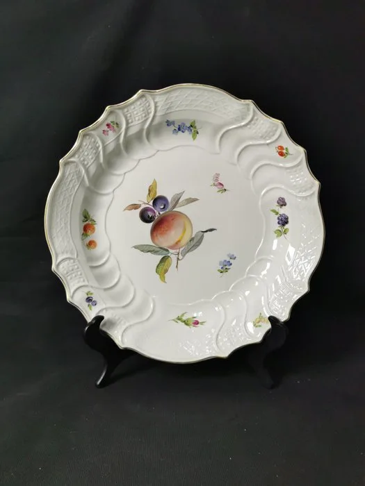 Meissen - Frutti e fiori - Piatto fondo grande D. 34cm - XIX secolo - Platter - Porcelain