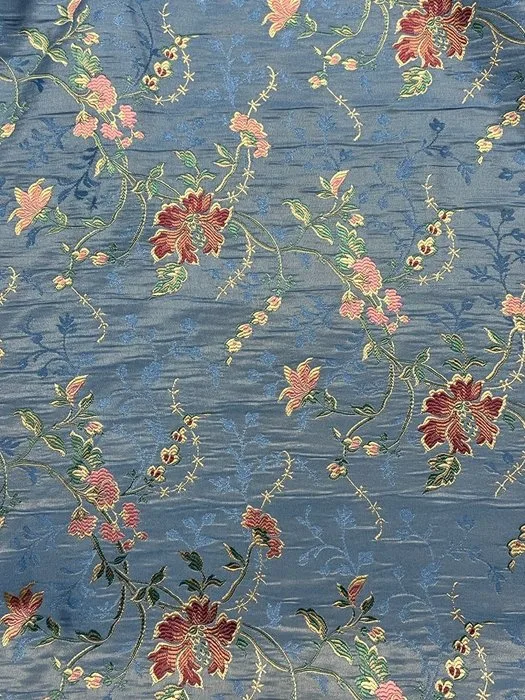 Precious silk fabric from San Leucio in pastel blue, enriched with floral decorations. - Textile - 115 cm - 280 cm