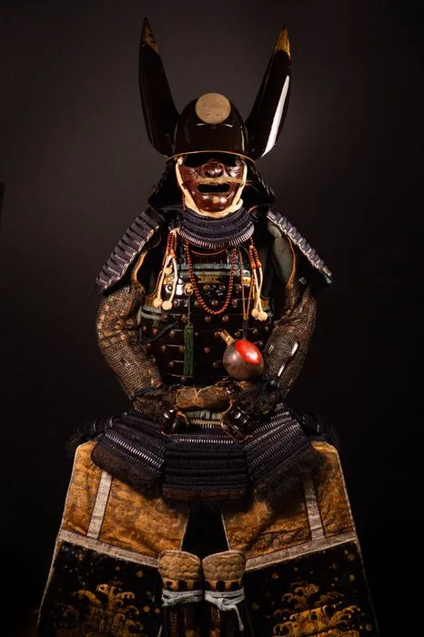 Yoroi Full Samurai armor - Silk, Copper, iron - Japan - Edo Period (1600-1868)
