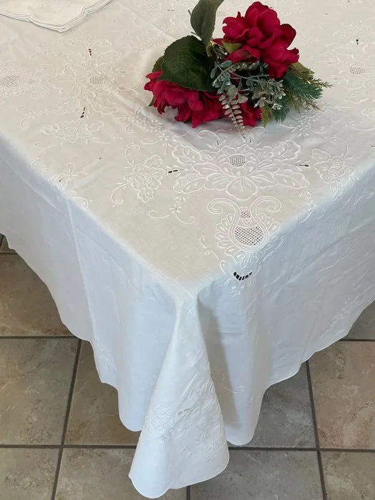 round dining tablecloth - Tablecloth (9) - 1.7 cm - 1.7 cm - Handmade embroidery