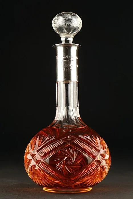 Gebruder Kuhn - Decanter -.800 silver