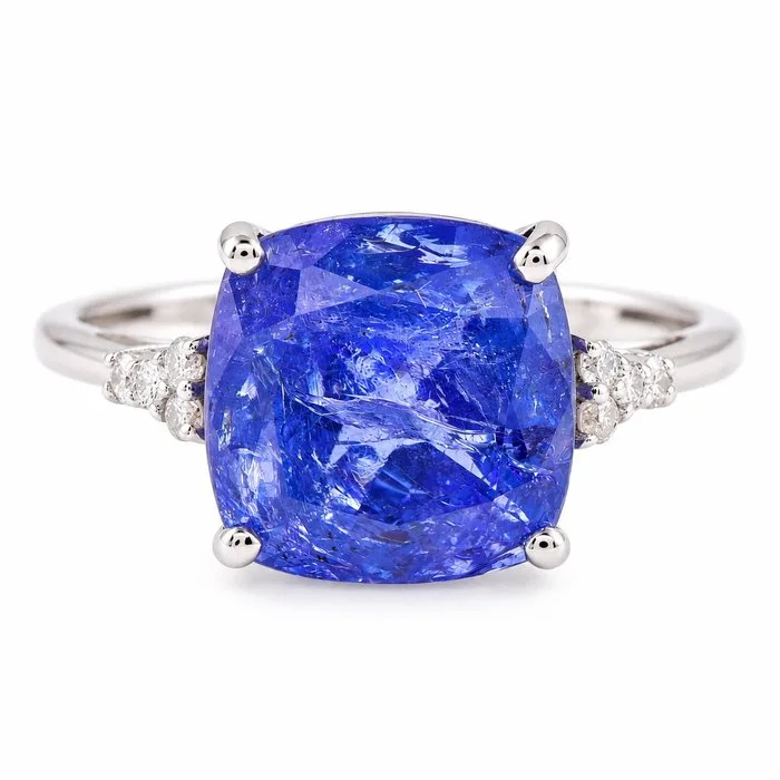 Ring - 14 kt. White gold - 5.71ct. tw. Tanzanite - Diamond