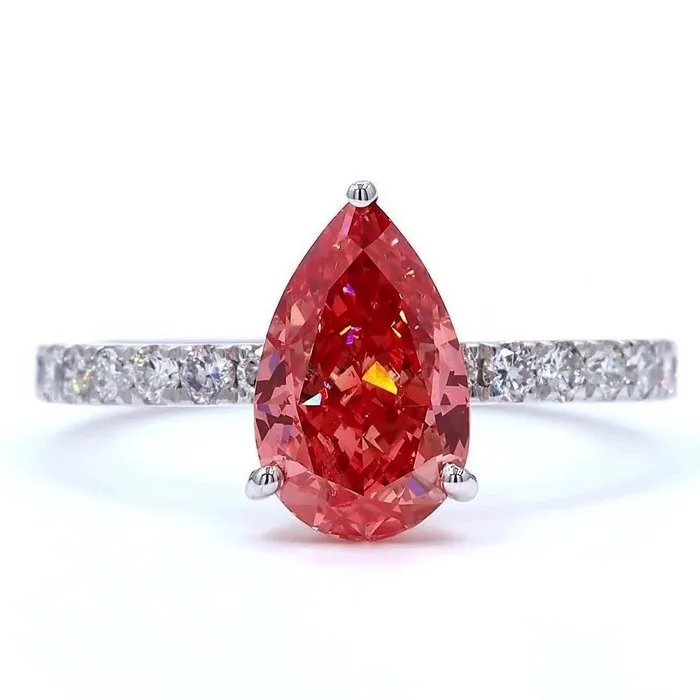 Ring - 18 kt. White gold - 2.48ct. tw. Pink Diamond (Fancy coloured lab-grown diamond) - Diamond - Fancy Vivid Pink