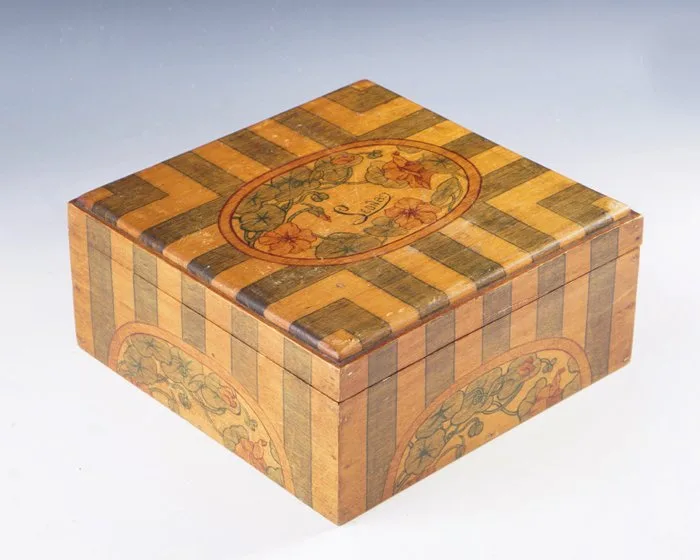 Box - Love gift 'À ma chère Fauvette', hand-painted • signed • France (attrib.) • 1919 - Wood