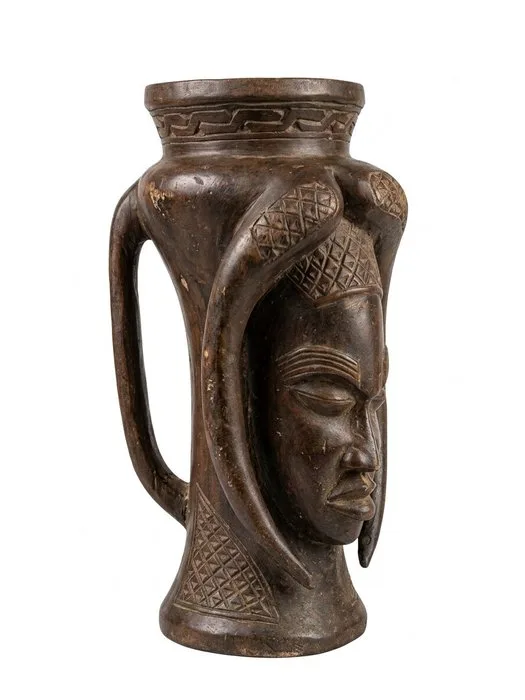 Cup, statuette and games