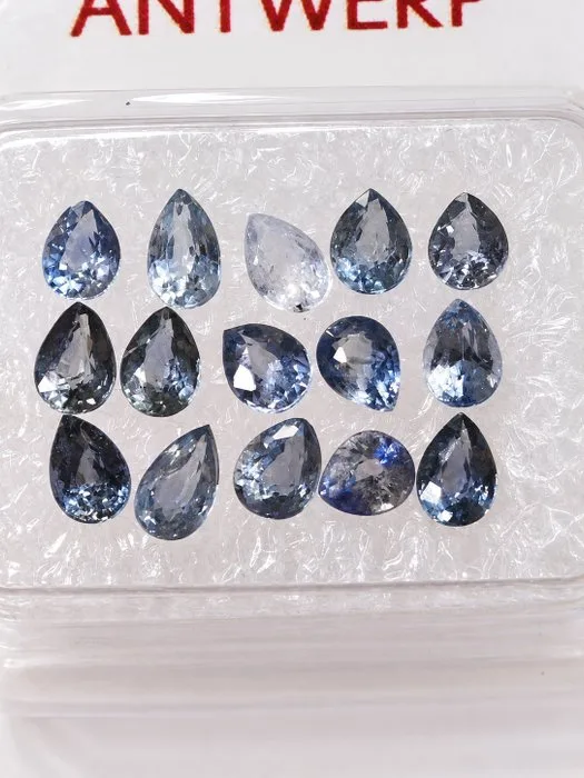 15 pcs Blue Sapphire - 2.35 ct - Gem Report Antwerp (GRA)