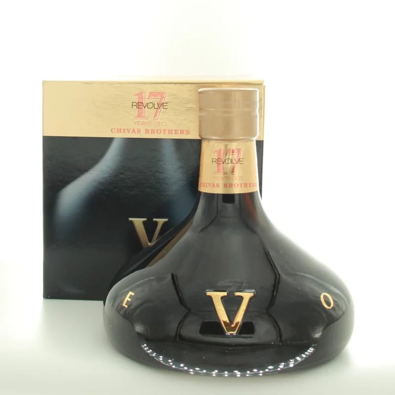 Chivas Brothers Revolve 17 (50cl, 40%)