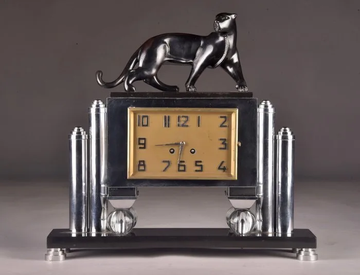 Art Deco pendulum clock with panther, - Art Deco Chrome plated - 1920-1930 - Art Deco pendulum clock
