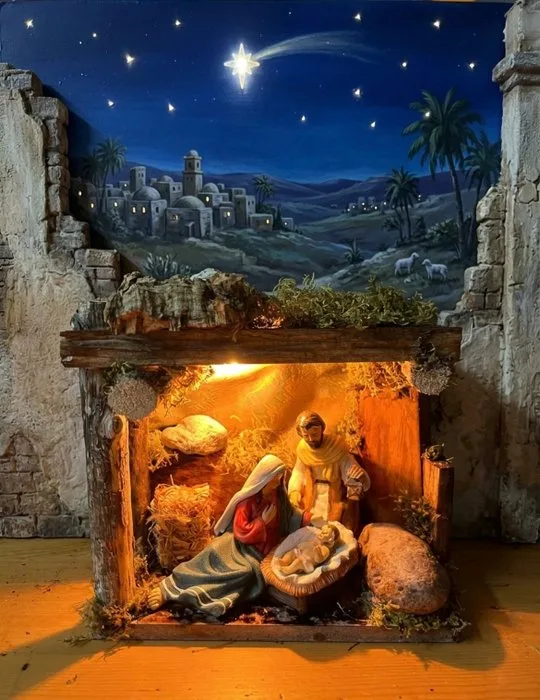 Nativity scene - Wood, Resin