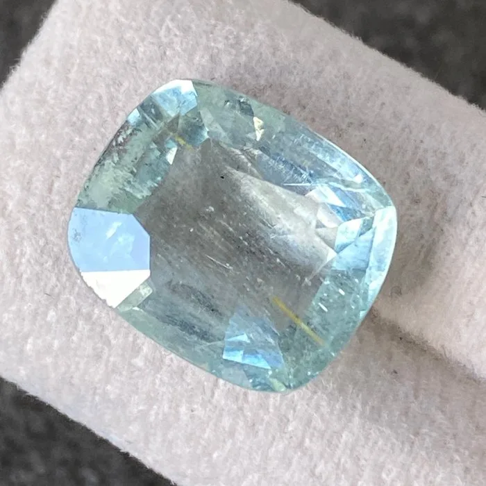 Aquamarine - 6.12 ct - International Colored Gemstone Association (ICA GemLab) - No Heat - Lovely Gem