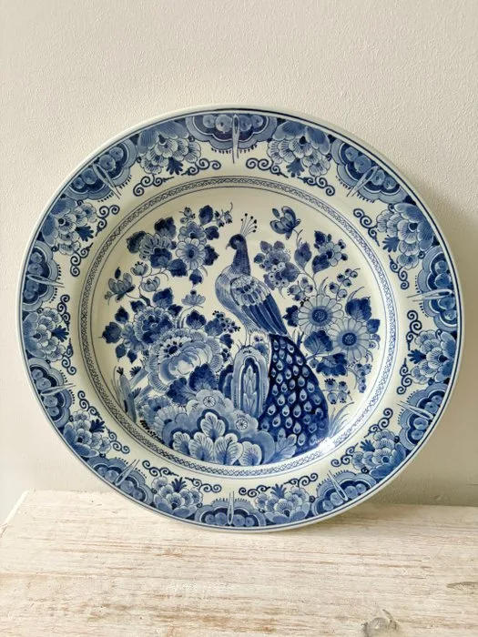De Porceleyne Fles, Delft - Wall plate - Motiv: Pfau - Ceramic - 35cm - 1991