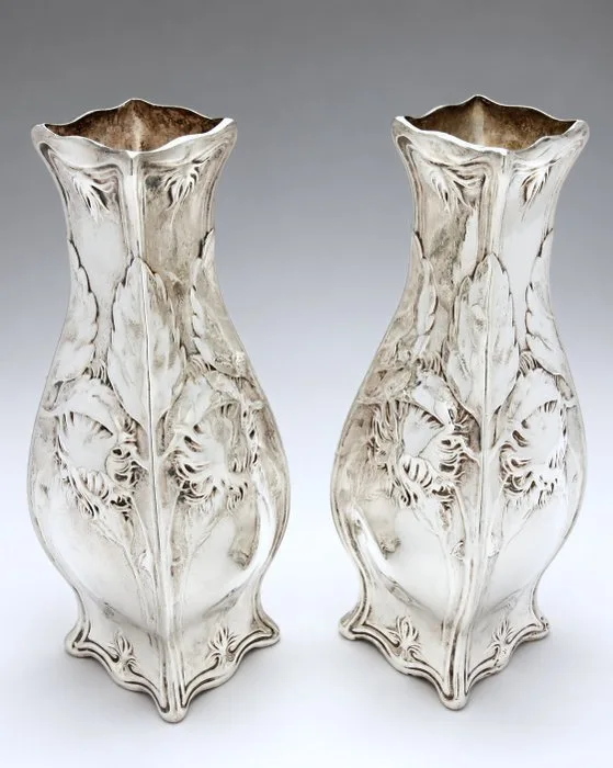 Christofle, Gallia - Vase (2) - Silverplated - Pair of Art Nouveau Vases