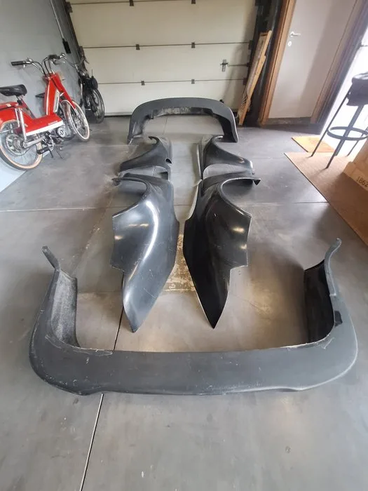 Car part (6) - Porsche - Porsche 911 3.0 RSR Wide Body Kit replica - Fiberglass / Polyester Complete Set G Model - 1970-1980