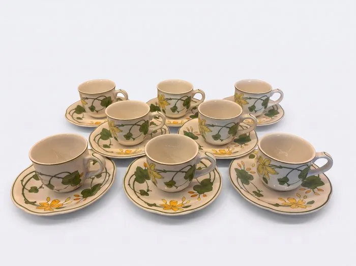 Villeroy & Boch - Coffee cup (16) - Geranium - vitroporselein