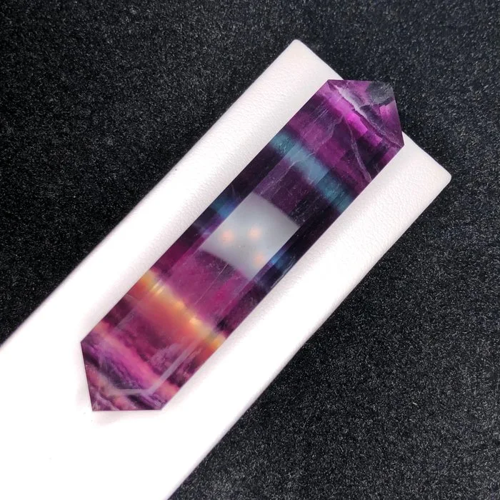 1 pcs Multicolour Fluorite - 82.51 ct - International Colored Gemstone Association (ICA GemLab) - NATURAL RAINBOW FLUORITE