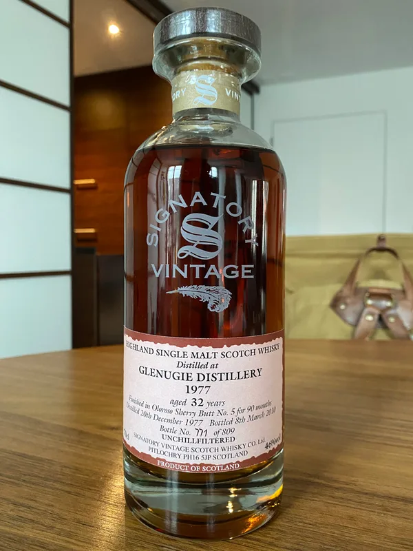Glenugie – 1977 32 Year Old Signatory (70cl)