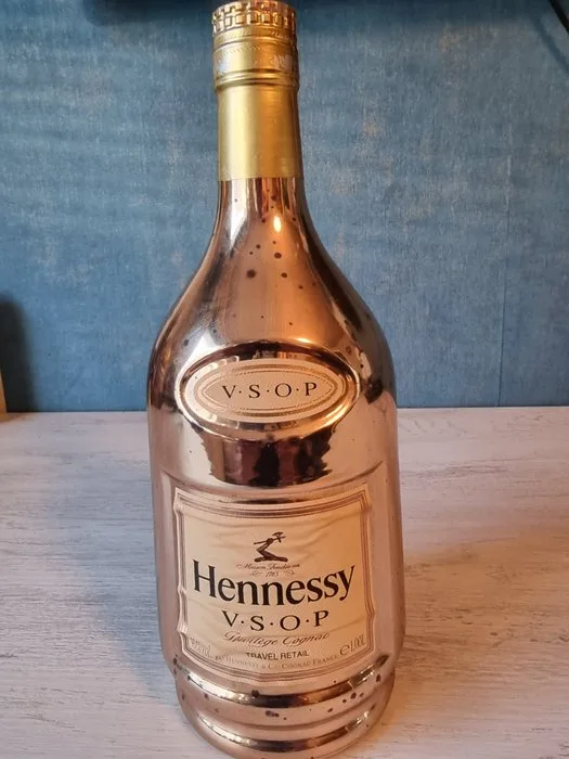 Hennessy - Helios VSOP Privilège Cognac travel retail - b. 2010 - 1.0 Litre
