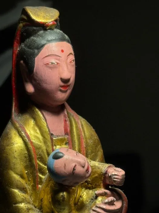 Child Granting Guanyin (送子觀音) Taiwan Late Qing Dynasty to Early Japanese Period (c. 1880–1920) - Wood - Taiwan